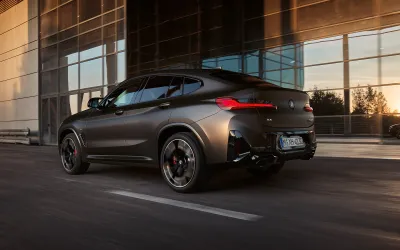 X4 M